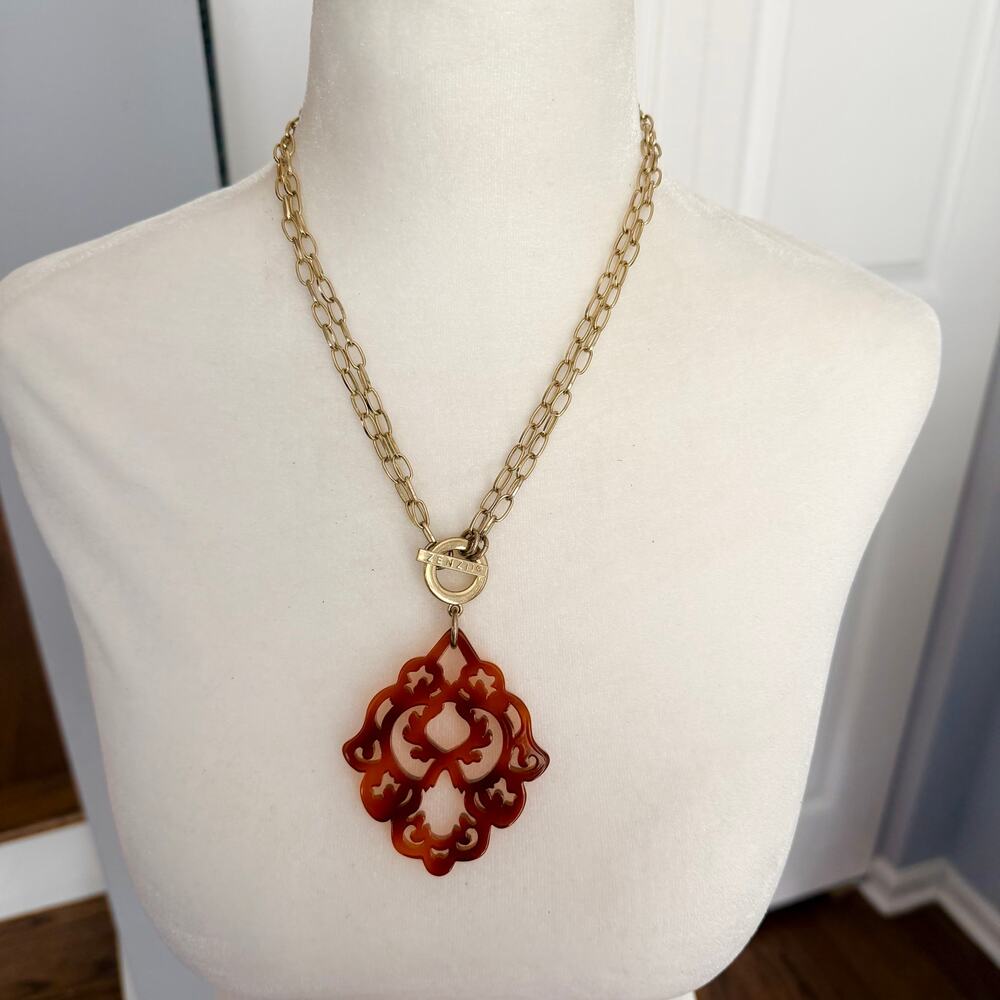 ZENZII Tortoise Brown Deco Acrylic Pendant 2-in-1 T-Clasp Gold Chain Necklace